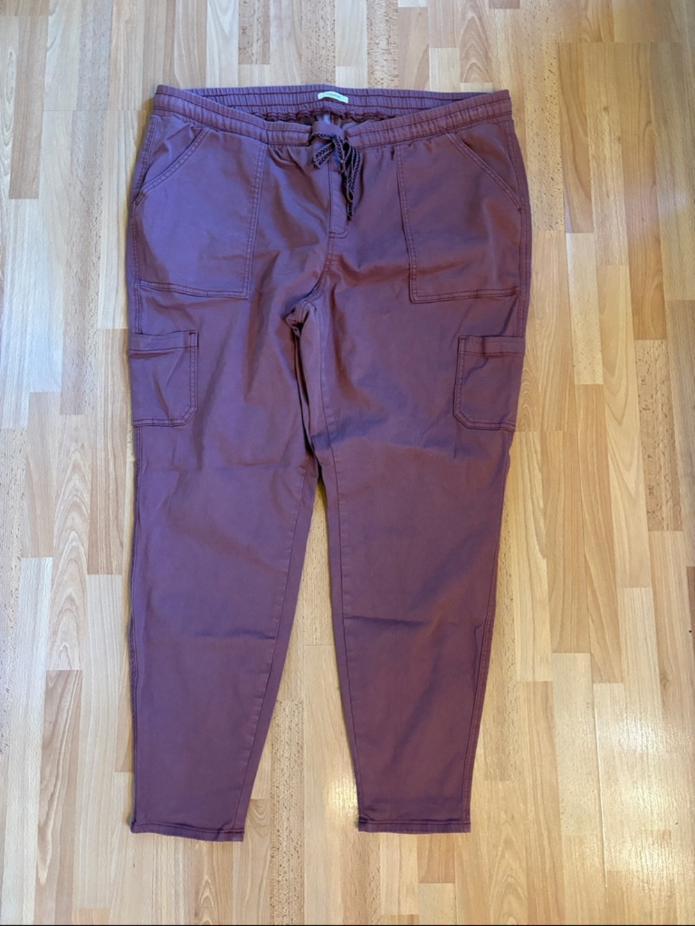 Maurices Women's Drawstring Cargo Joggers - rose 3x